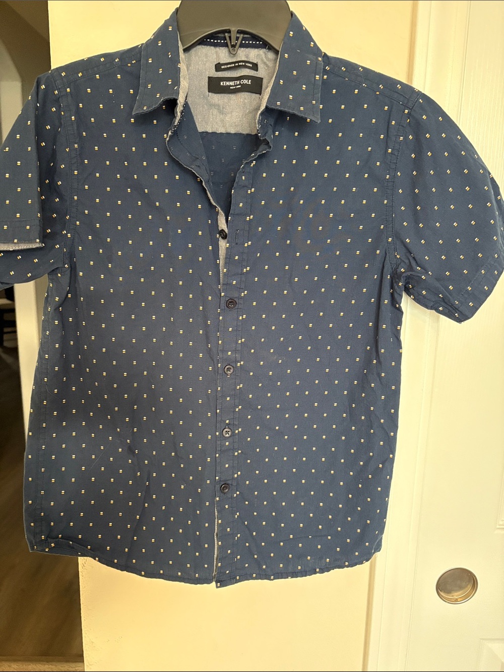 Kenneth Cole Boys Navy Short-Sleeve Button-Up with White Microdots